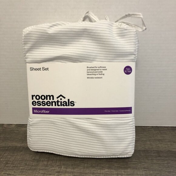 Room Essentials Twin/Twin XL Sheet Set New 3-Pc Set White Gray Stripe Microfiber - Picture 1 of 4